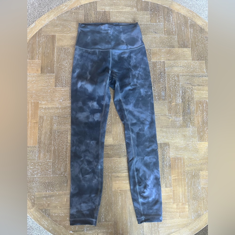 Lululeom WonderUnder Train Tights size 4/25”